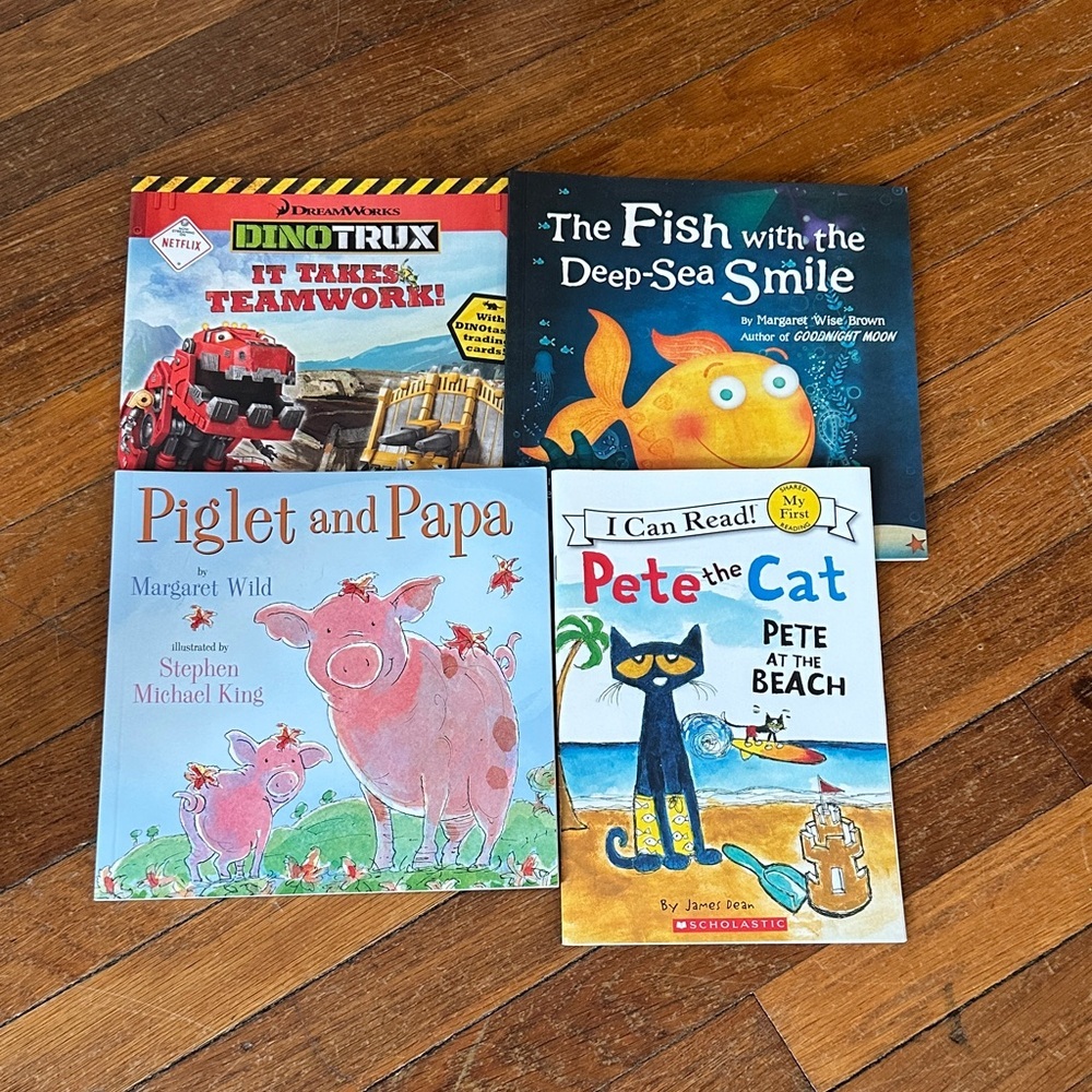 Kids Books, Young Readers, Lot of Four